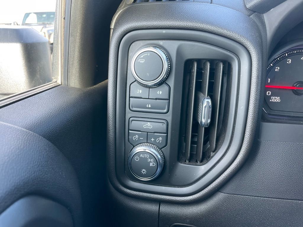 Used 2023 GMC Sierra 2500 Pro w/ Convenience Package image 42