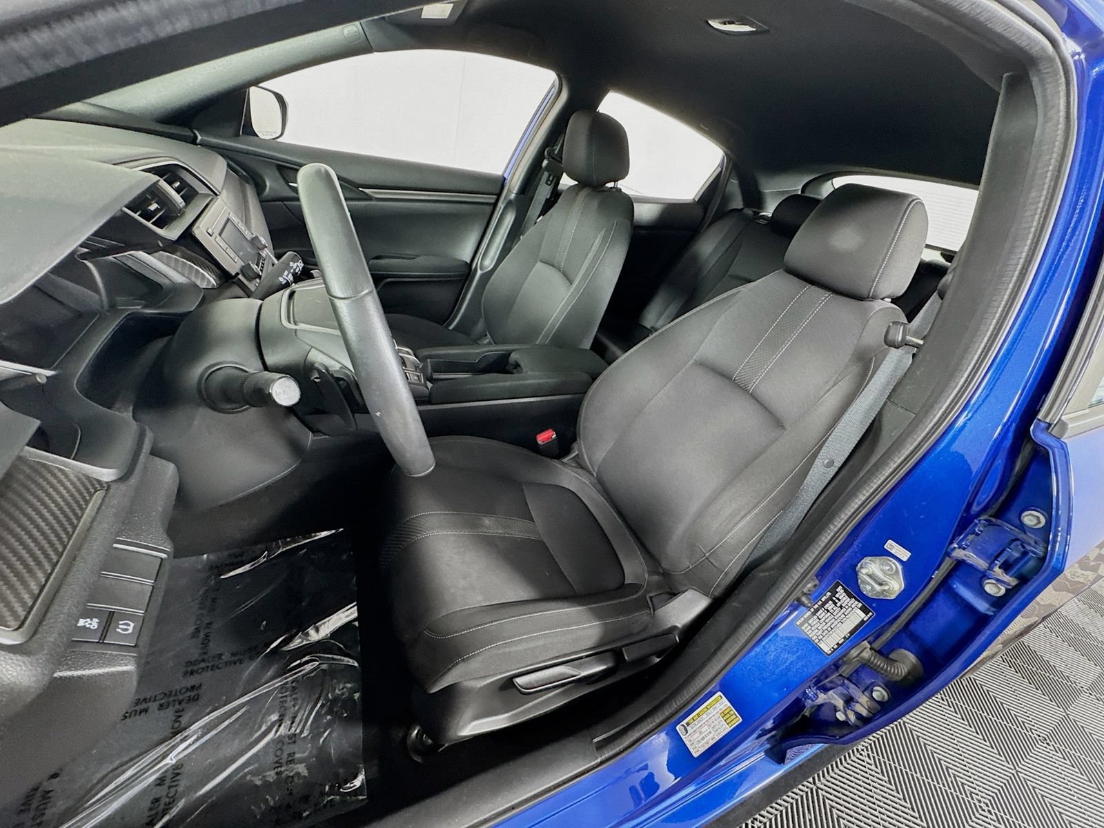 Used 2017 Honda Civic Sport image 12