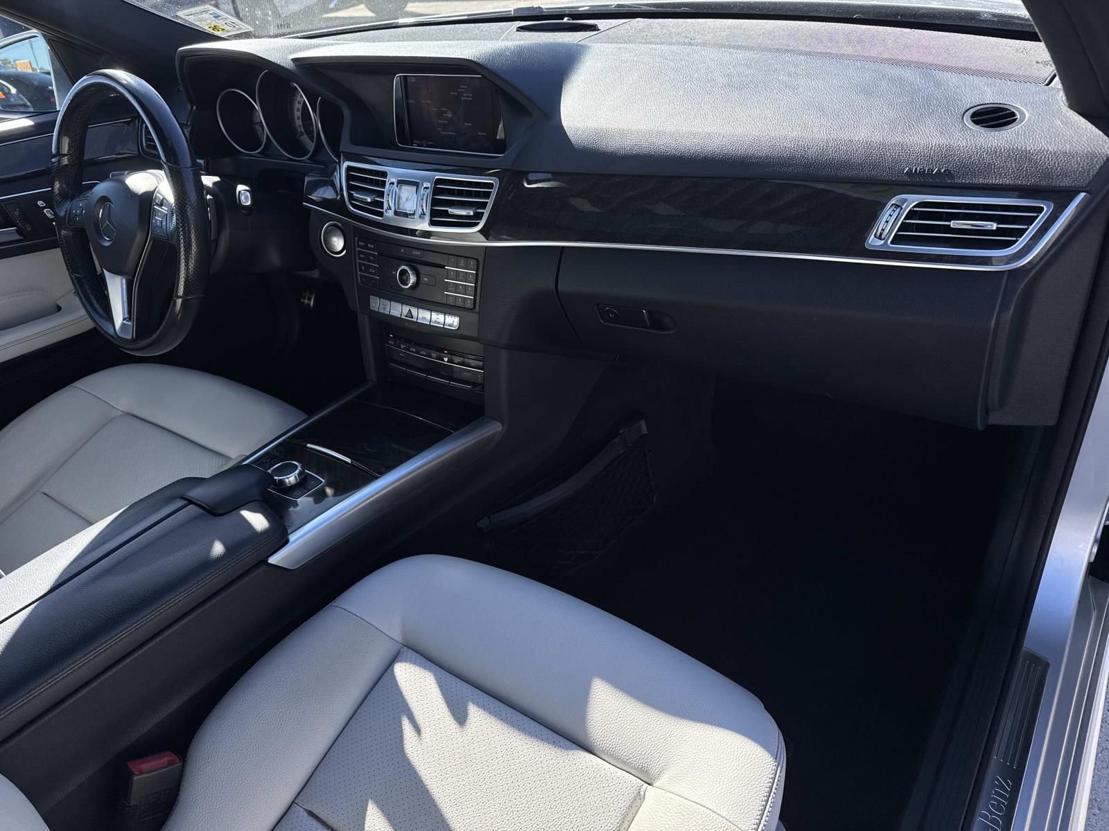 Used 2016 Mercedes-Benz E 250 Sedan image 10