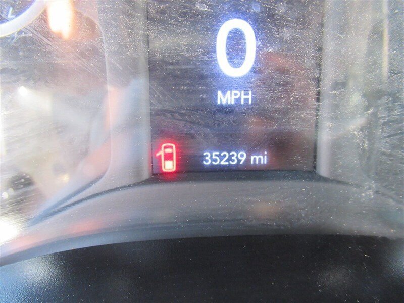 Used 2022 RAM 3500 Tradesman w/ Chrome Appearance Group RWD image 10