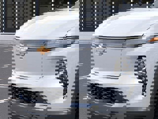 New 2025 Chevrolet Silverado EV LT image 13