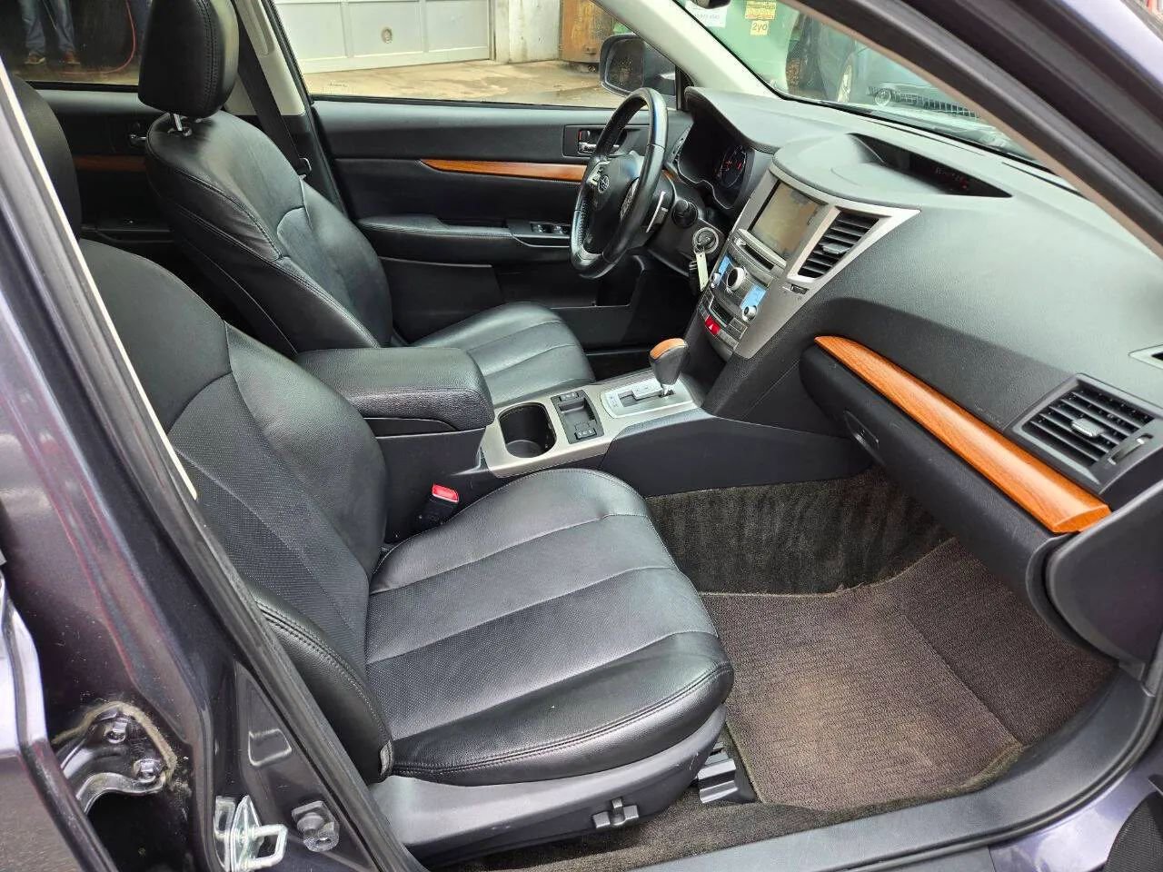 Used 2013 Subaru Outback 2.5i Limited image 42