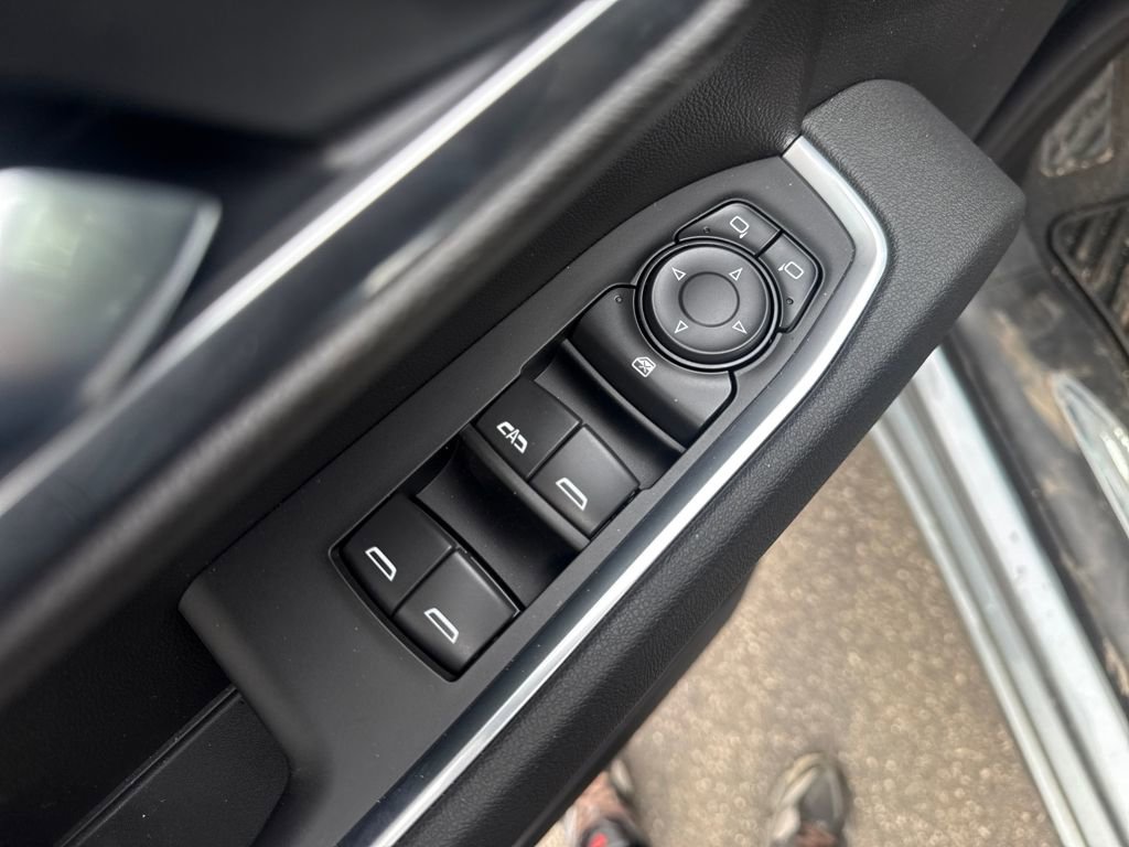 New 2026 GMC Sierra 1500 Elevation image 13