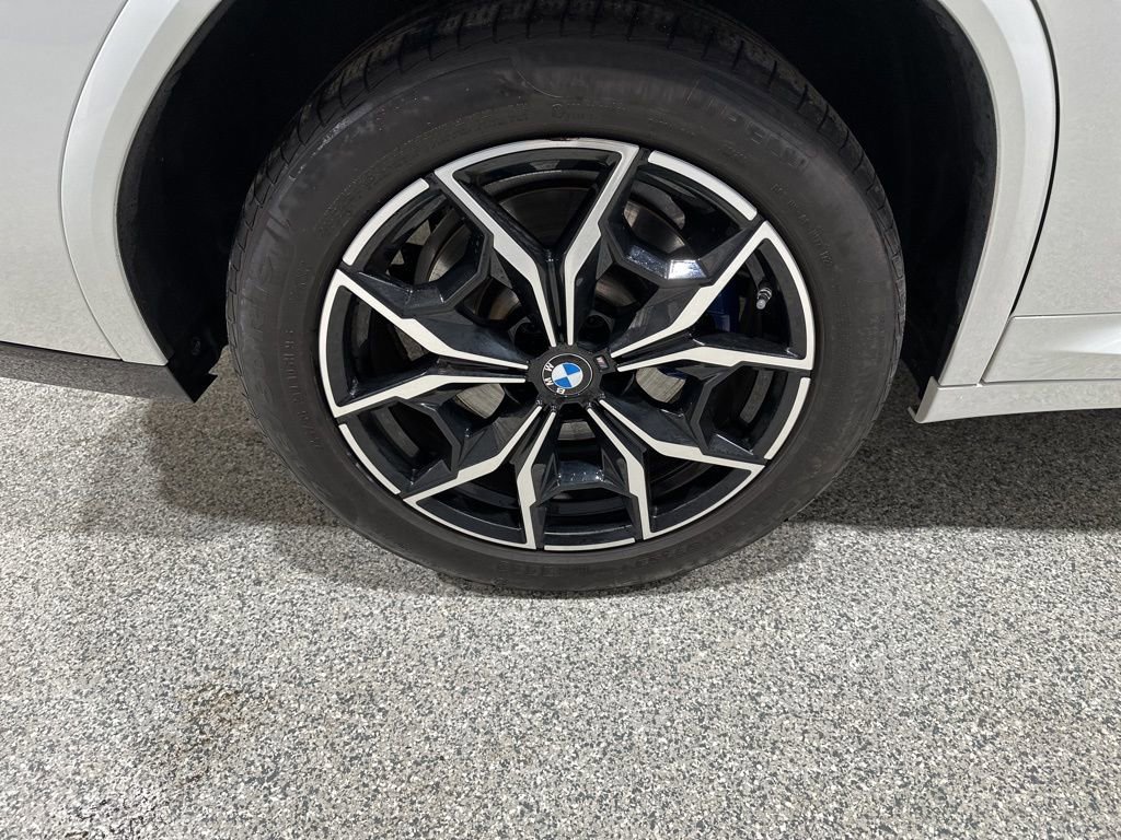 Used 2023 BMW X4 xDrive30i w/ M Sport Package image 22