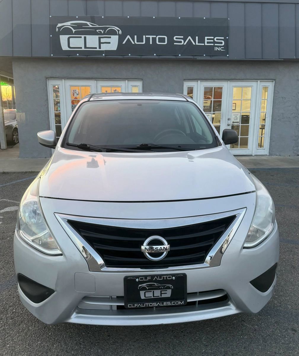 Used 2017 Nissan Versa S Plus image 2