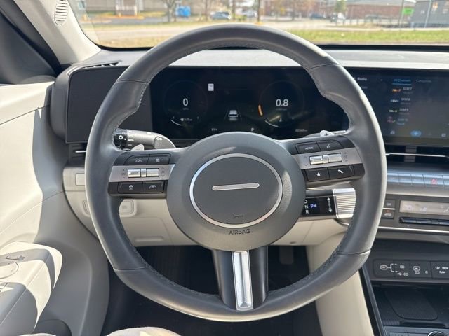 Used 2024 Hyundai Kona SEL w/ Convenience Package image 16