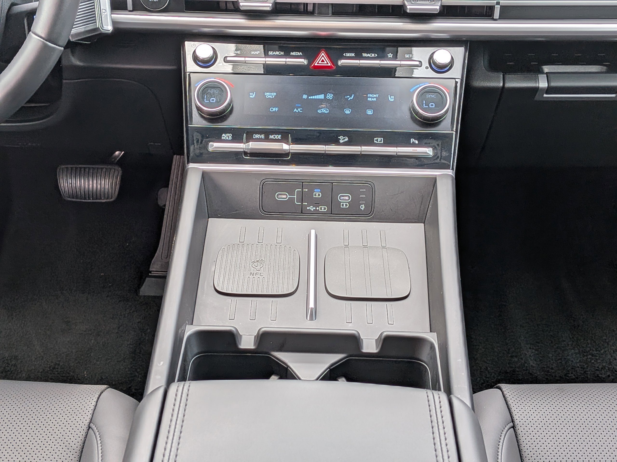 Certified 2026 Hyundai Santa Fe SEL FWD image 19