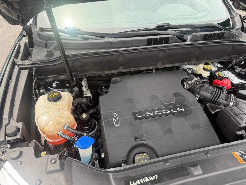 Used 2018 Lincoln MKX Reserve FWD image 57