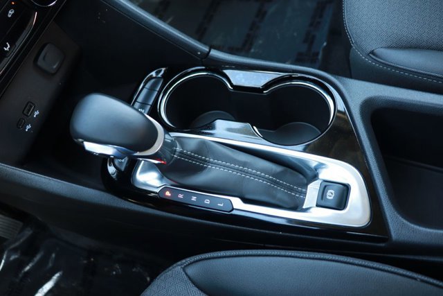 Used 2025 Buick Encore GX Preferred image 16