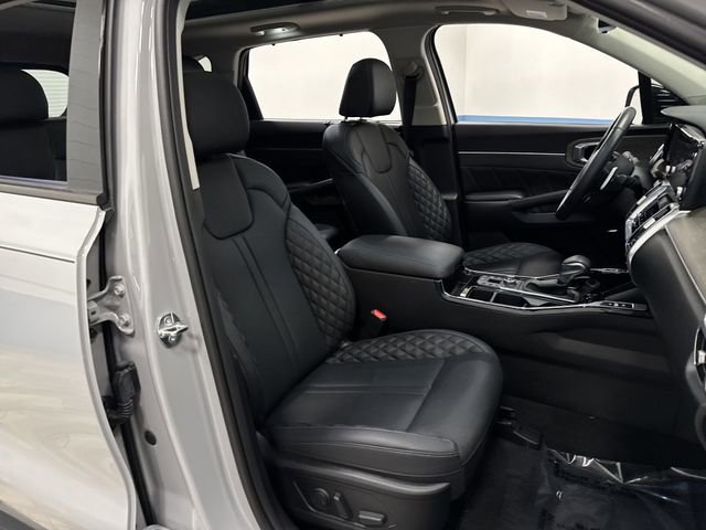 Used 2023 Kia Sorento SX Prestige image 32
