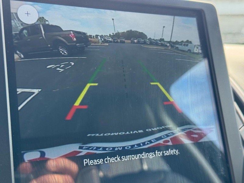 Used 2024 Ford Edge SEL image 21