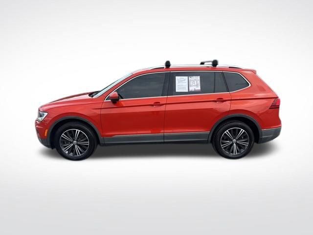 Used 2018 Volkswagen Tiguan SEL FWD image 2