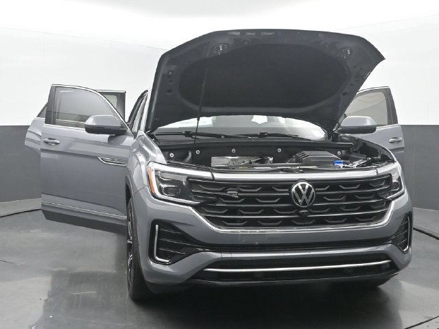 Used 2024 Volkswagen Atlas Cross Sport SEL Premium R-Line AWD/4WD image 52