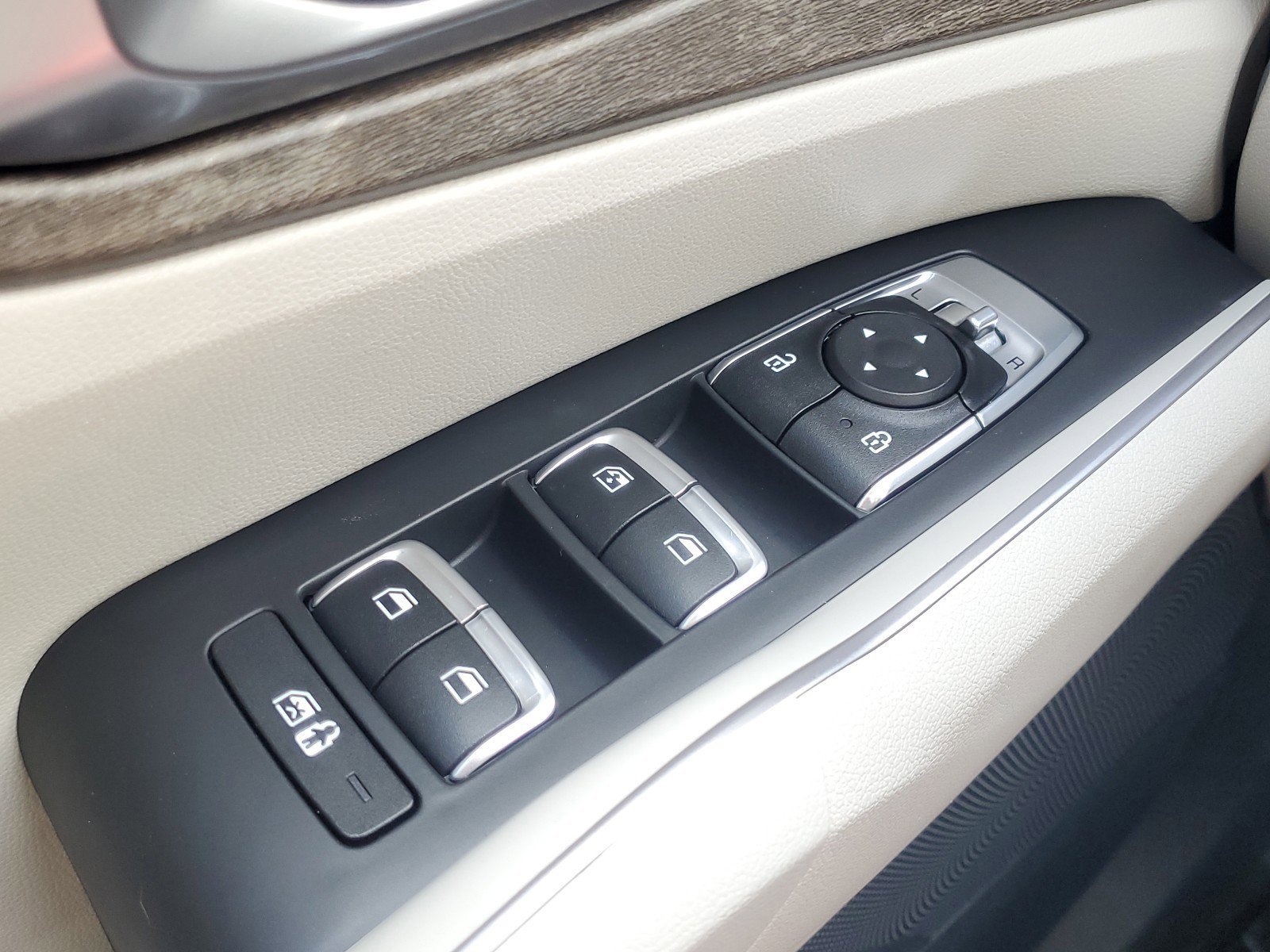 Used 2023 Kia Sorento S image 26