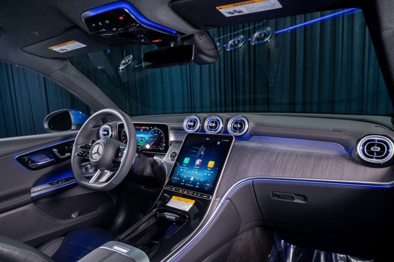 Certified 2026 Mercedes-Benz GLC 300 image 4