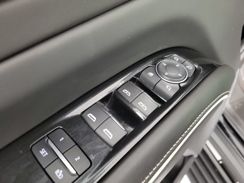 Used 2024 Cadillac Escalade ESV Premium Luxury Platinum AWD/4WD image 22