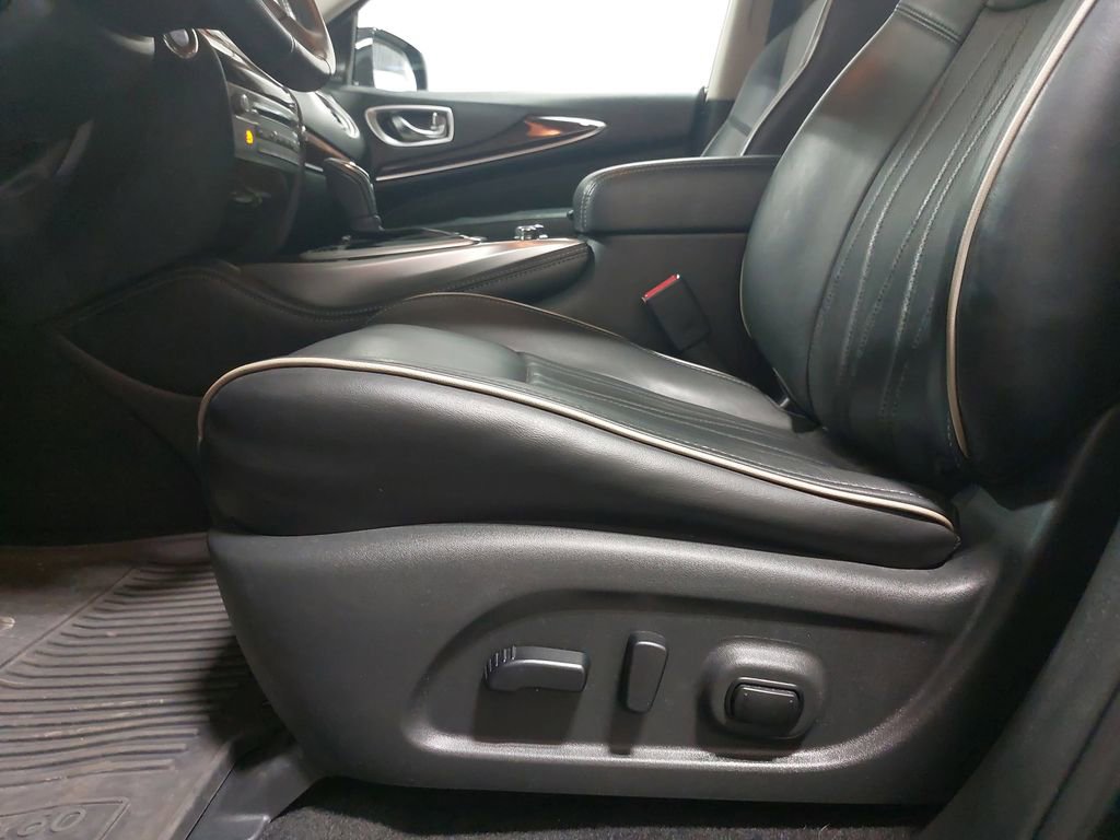 Used 2019 INFINITI QX60 Luxe image 32
