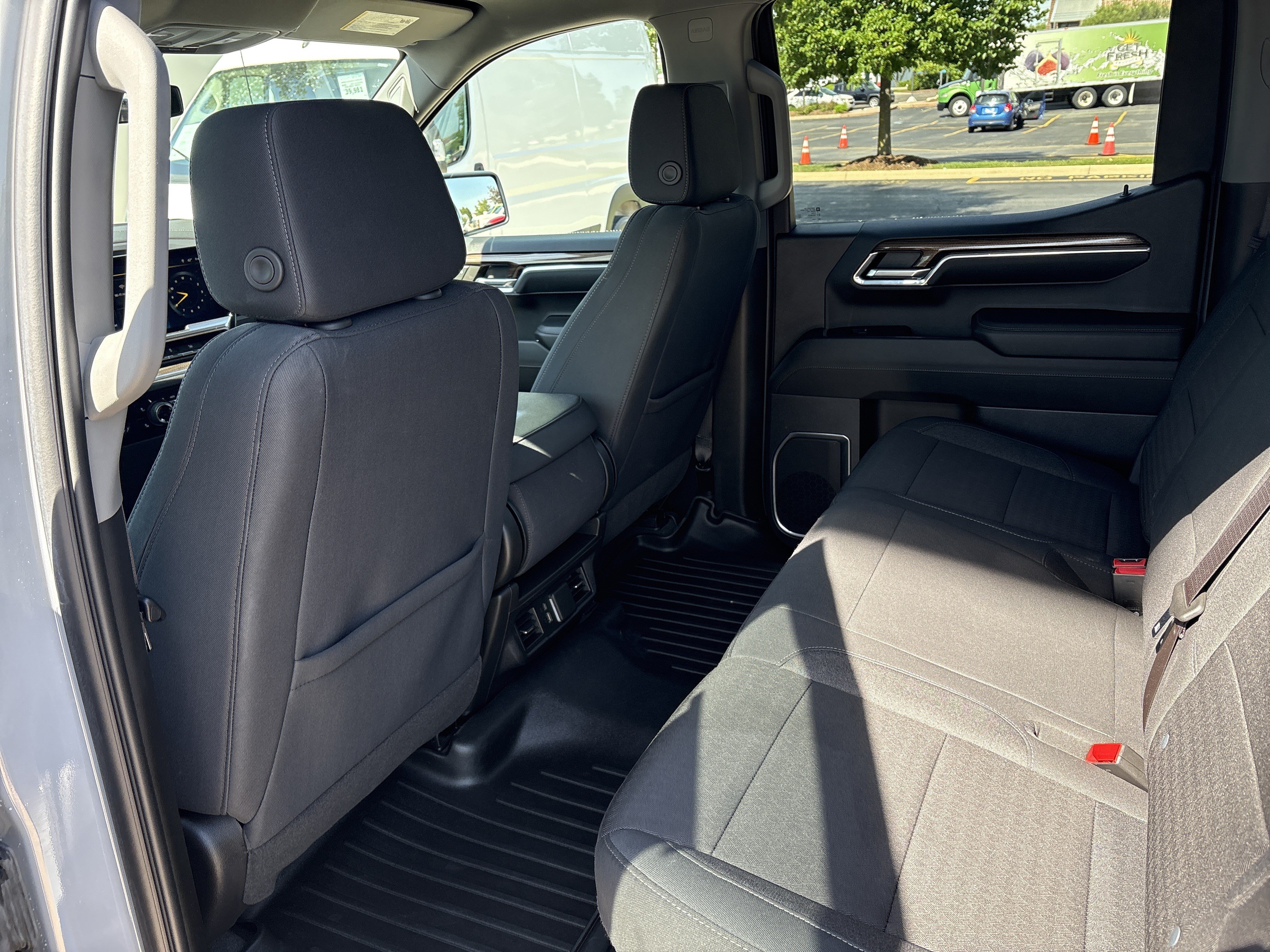 Used 2024 Chevrolet Silverado 1500 LT AWD/4WD image 13