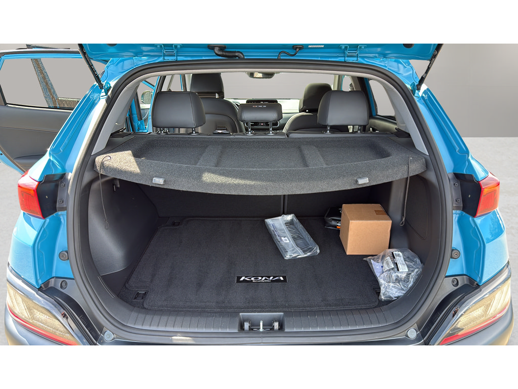 Used 2022 Hyundai Kona Limited w/ Cargo Package AWD/4WD image 19