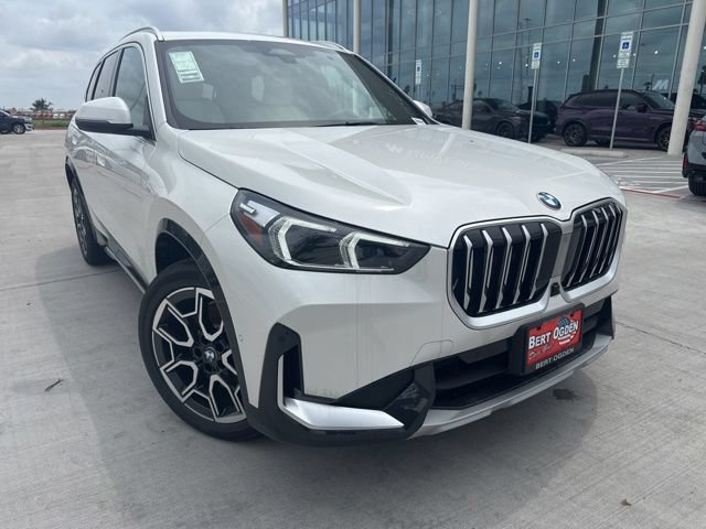 New 2026 BMW X1 xDrive28i w/ Technology Package AWD/4WD image 1