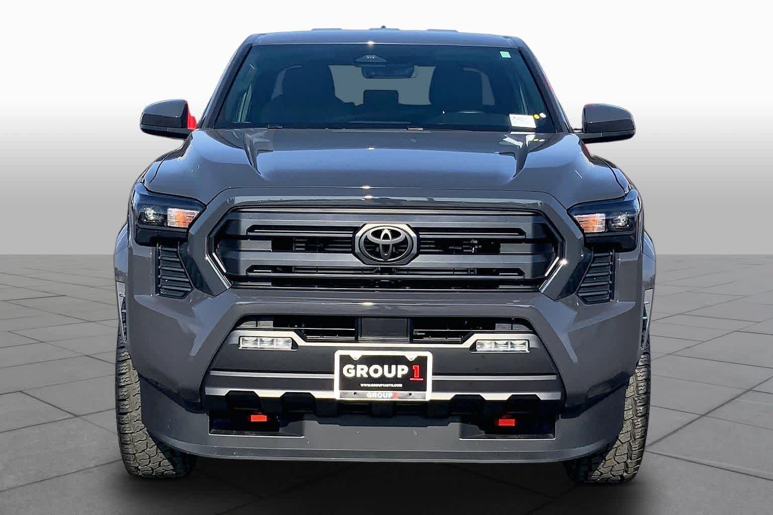 Used 2025 Toyota Tacoma SR5 RWD image 4