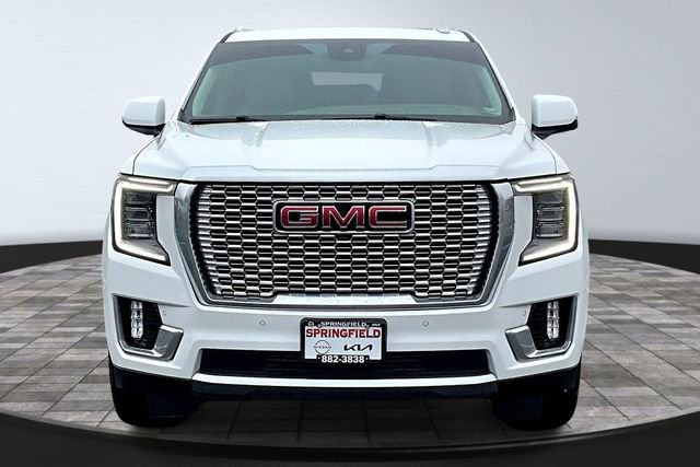 Used 2023 GMC Yukon Denali image 2