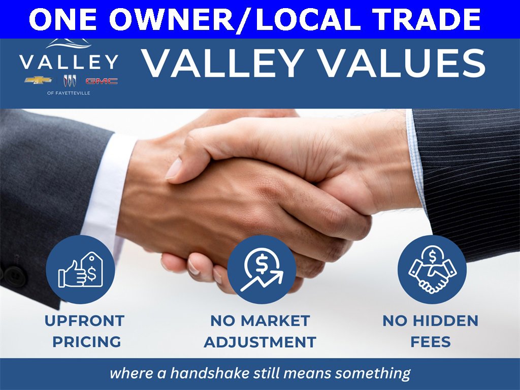 Used 2025 GMC Sierra 2500 SLT w/ SLT Premium Package image 3