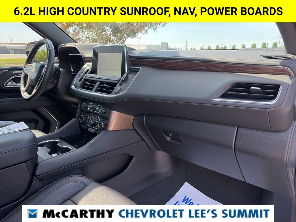 Used 2023 Chevrolet Suburban High Country w/ Premium Package 2 AWD/4WD image 36