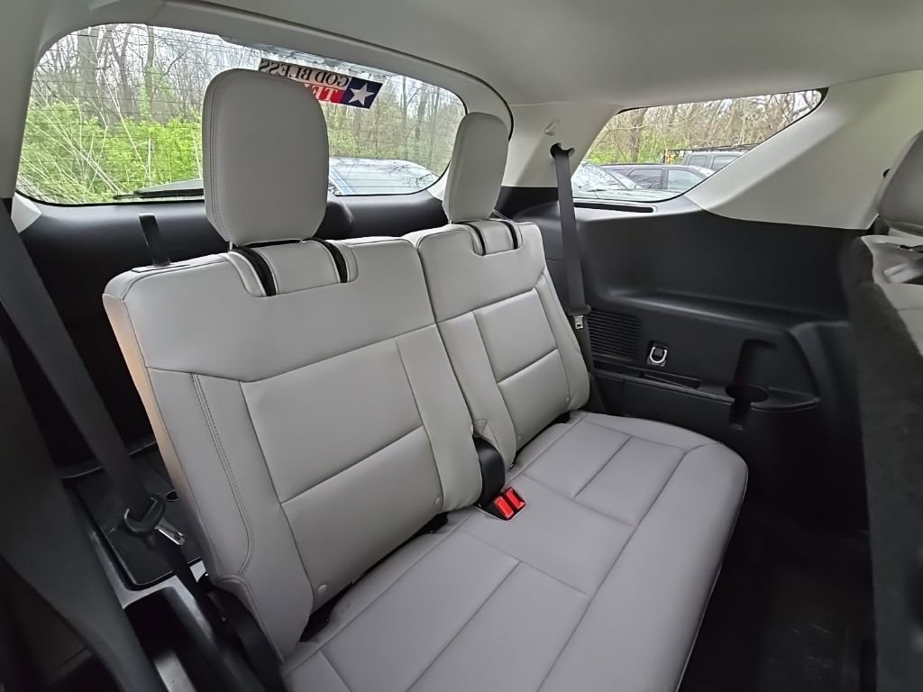 Used 2025 Ford Explorer Active w/ Active Comfort Package image 20