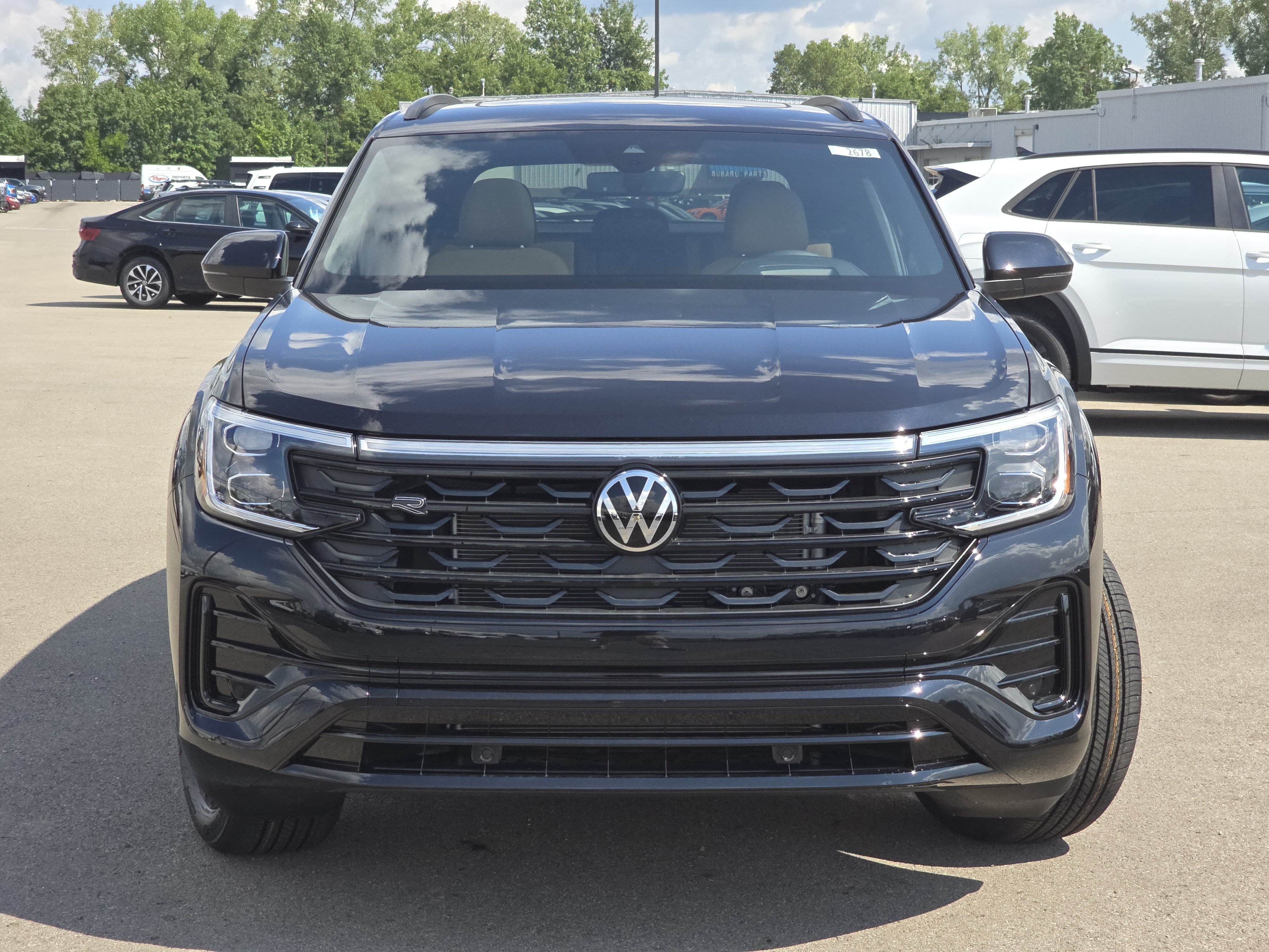 New 2026 Volkswagen Atlas Cross Sport SEL R-Line AWD/4WD image 2