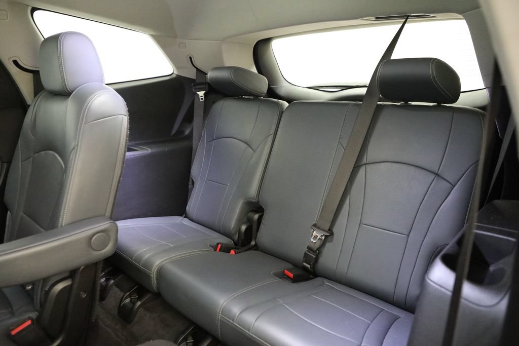 Certified 2019 Buick Enclave Essence w/ Trailering Package, 5000 lbs. AWD/4WD image 12