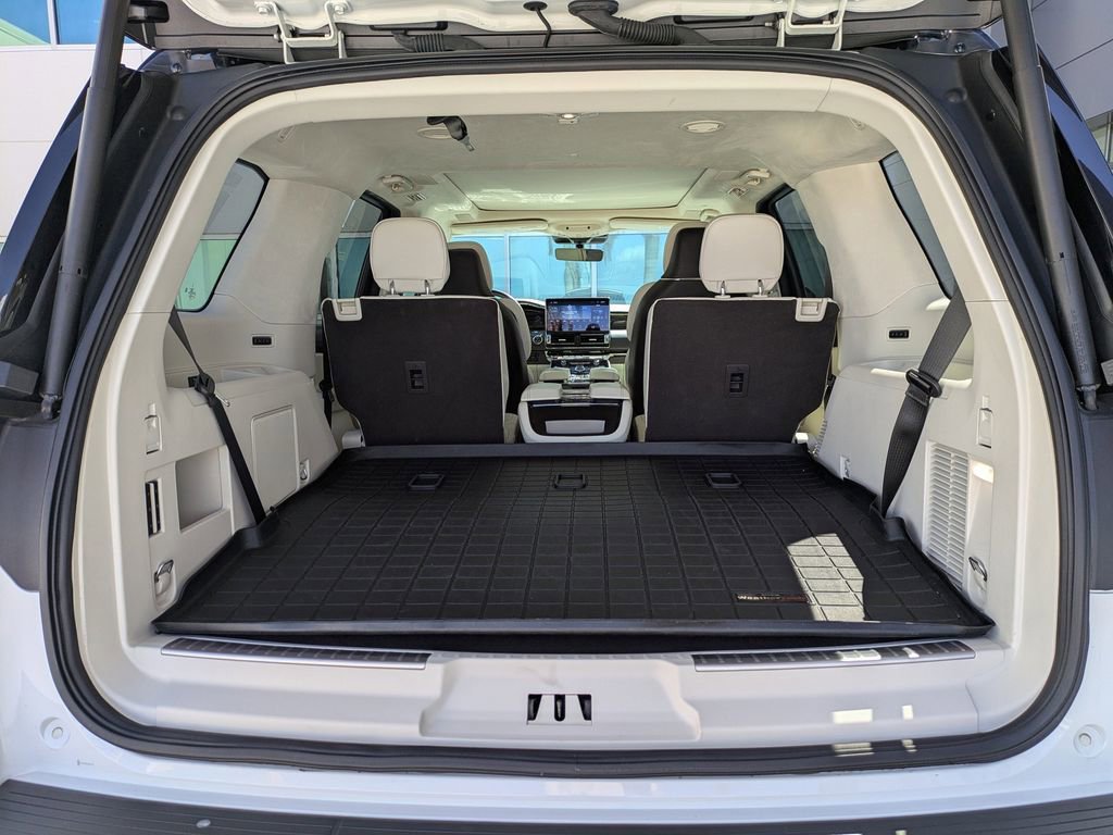 Certified 2023 Lincoln Navigator Black Label image 14