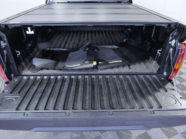 Used 2024 Toyota Tundra Limited AWD/4WD image 31