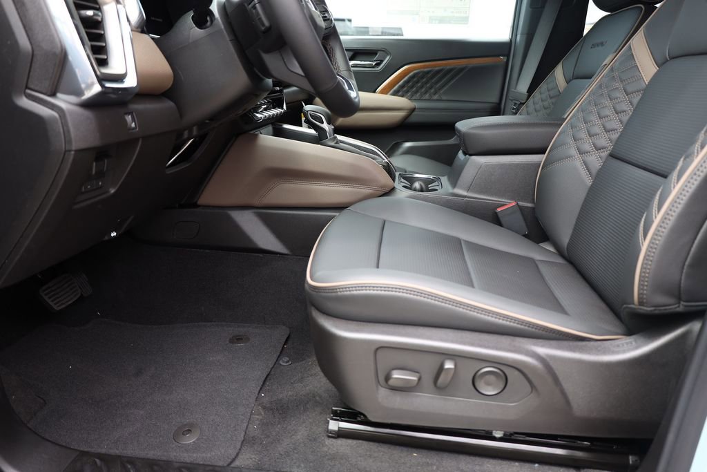 New 2026 GMC Canyon Denali AWD/4WD image 11