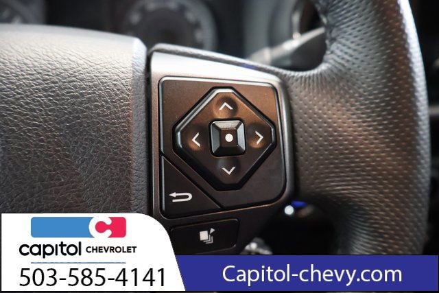 Used 2018 Toyota Tacoma TRD Sport AWD/4WD image 20