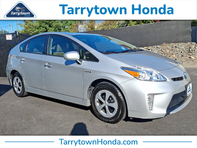 Used 2015 Toyota Prius Three FWD image 1