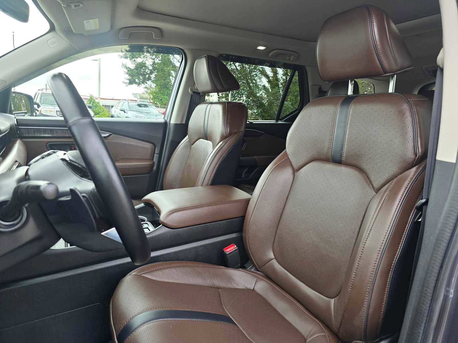 Used 2025 Honda Pilot Elite image 24