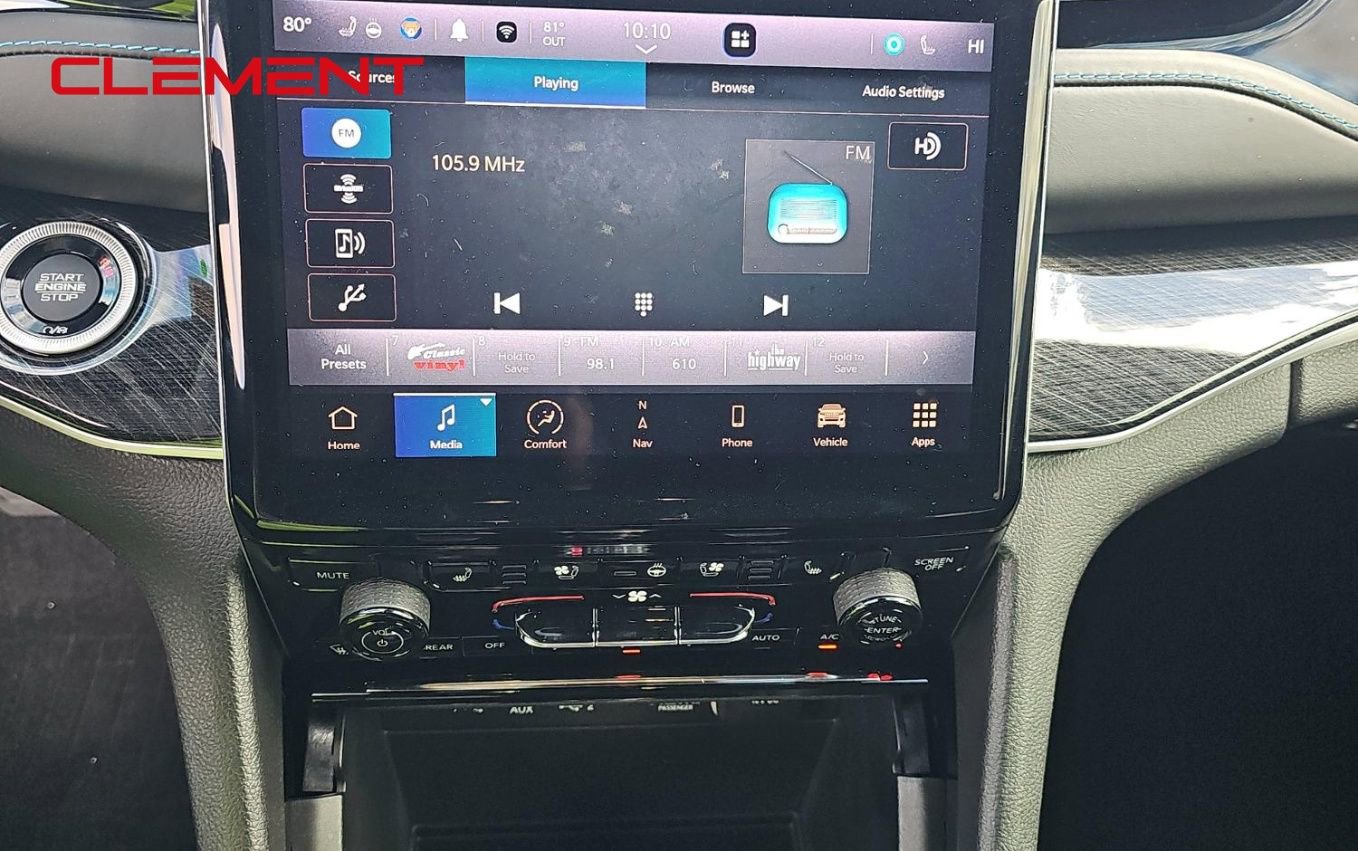 Used 2022 Jeep Grand Cherokee Trailhawk w/ Advanced Protech Group II AWD/4WD image 16