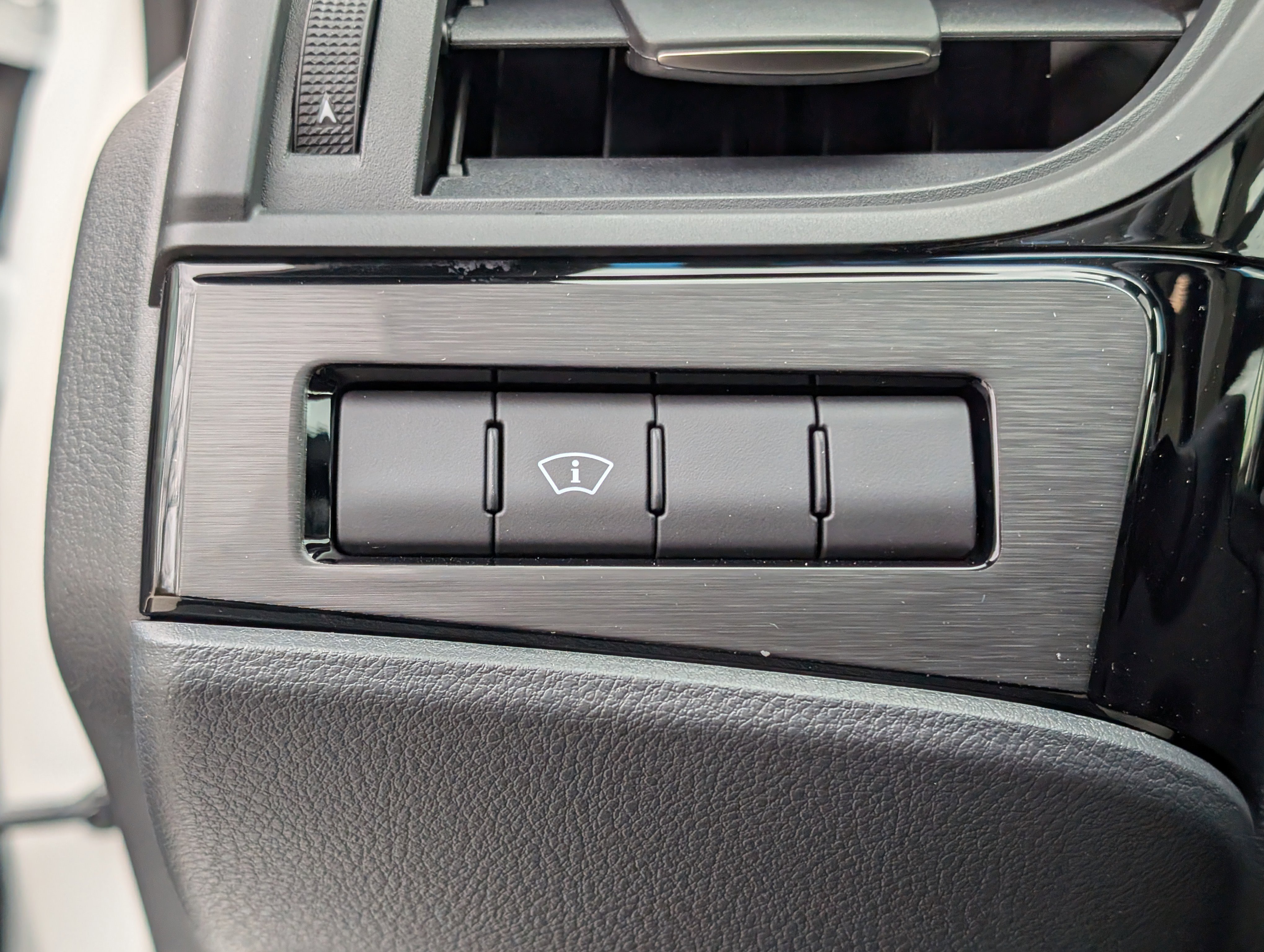 New 2025 Lexus ES 350 w/ Premium Package image 16