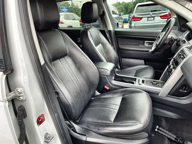Used 2019 Land Rover Discovery Sport HSE AWD/4WD image 27