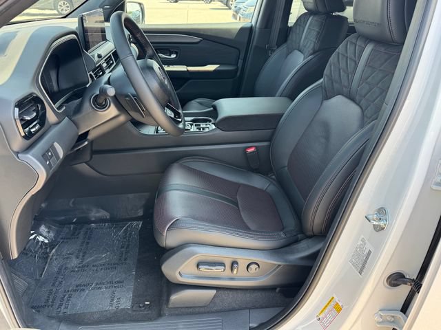 New 2026 Honda Pilot Black Edition image 15