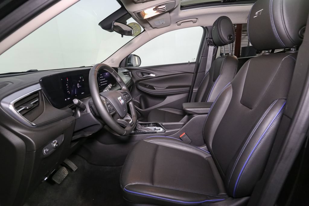 Used 2025 Buick Encore GX Sport Touring w/ Experience Buick Package AWD/4WD image 39
