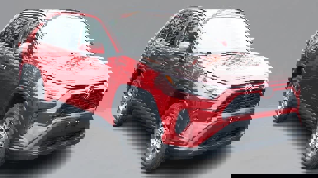 Used 2023 Toyota RAV4 XLE image 3