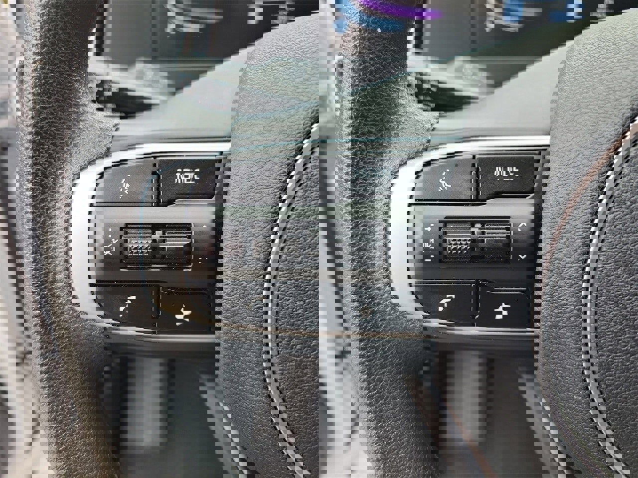 Used 2025 Kia Sportage LX image 18