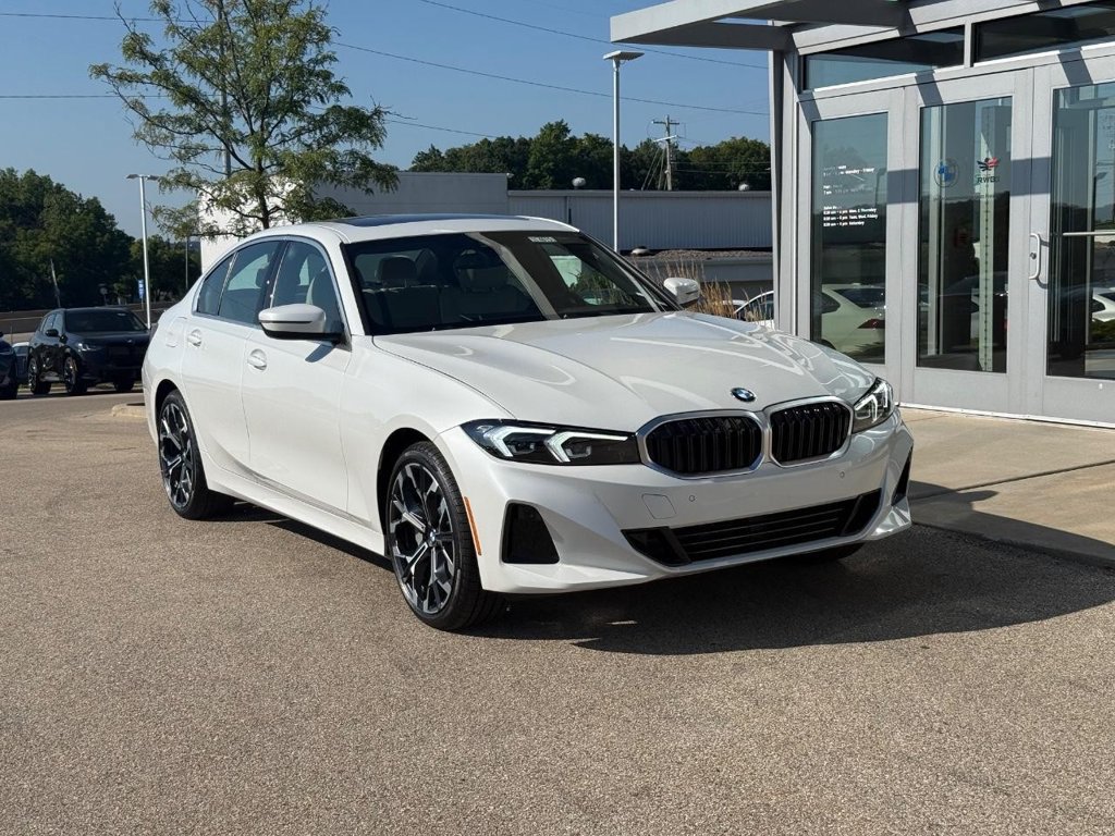 New 2026 BMW 330i xDrive Sedan AWD/4WD image 1