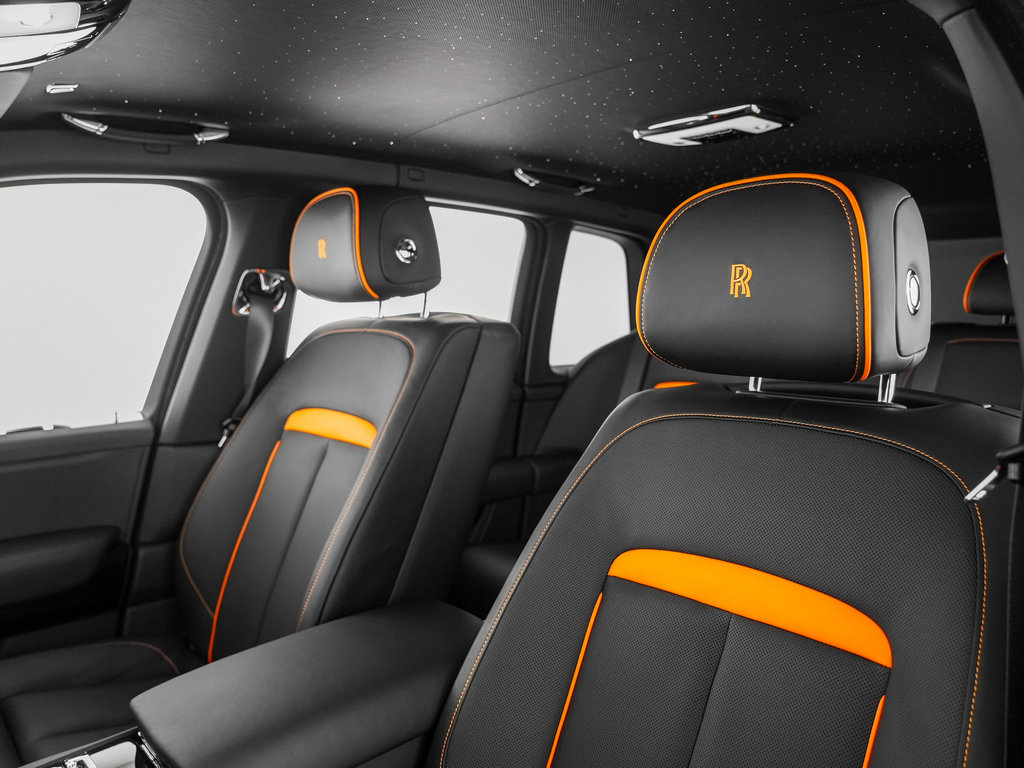 Certified 2024 Rolls-Royce Cullinan AWD/4WD image 16