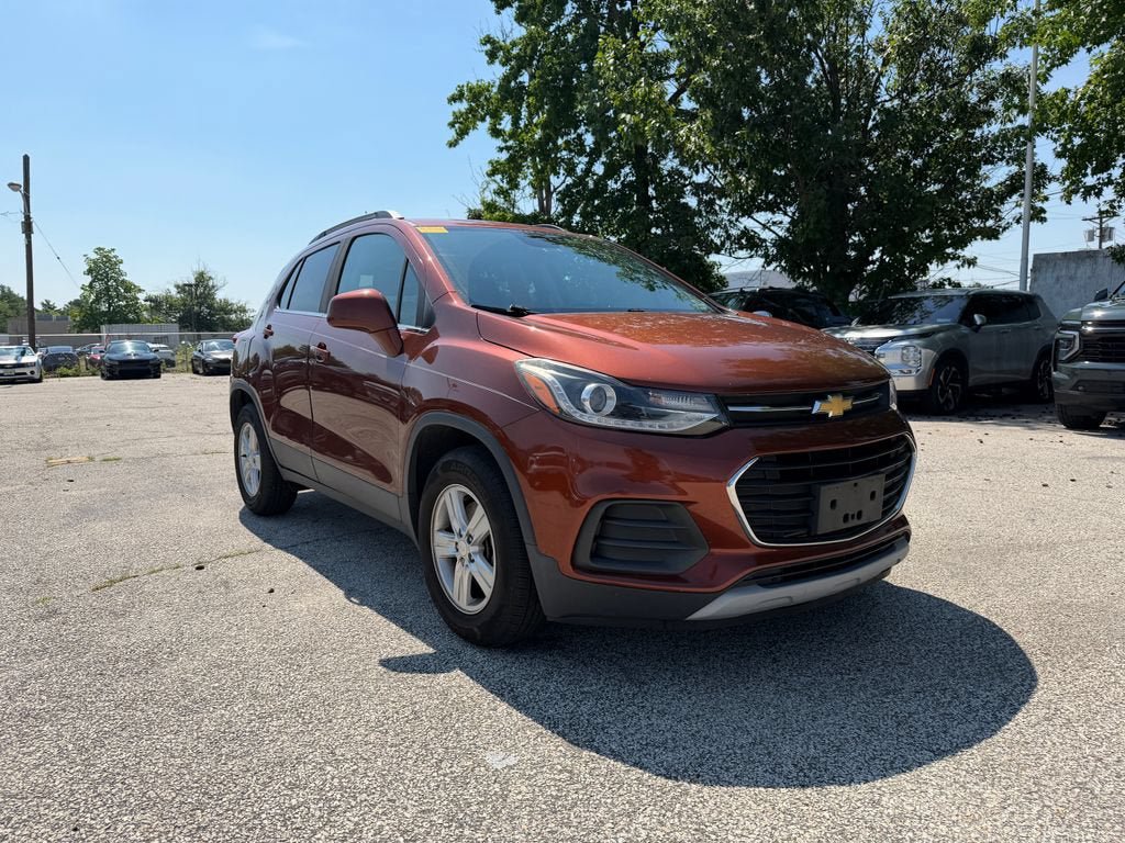 Used 2019 Chevrolet Trax LT FWD image 4