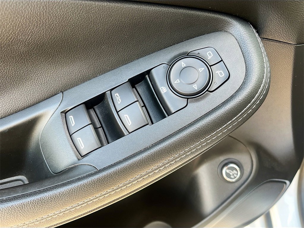 Used 2021 Buick Encore GX Select w/ Sport Touring Package image 17