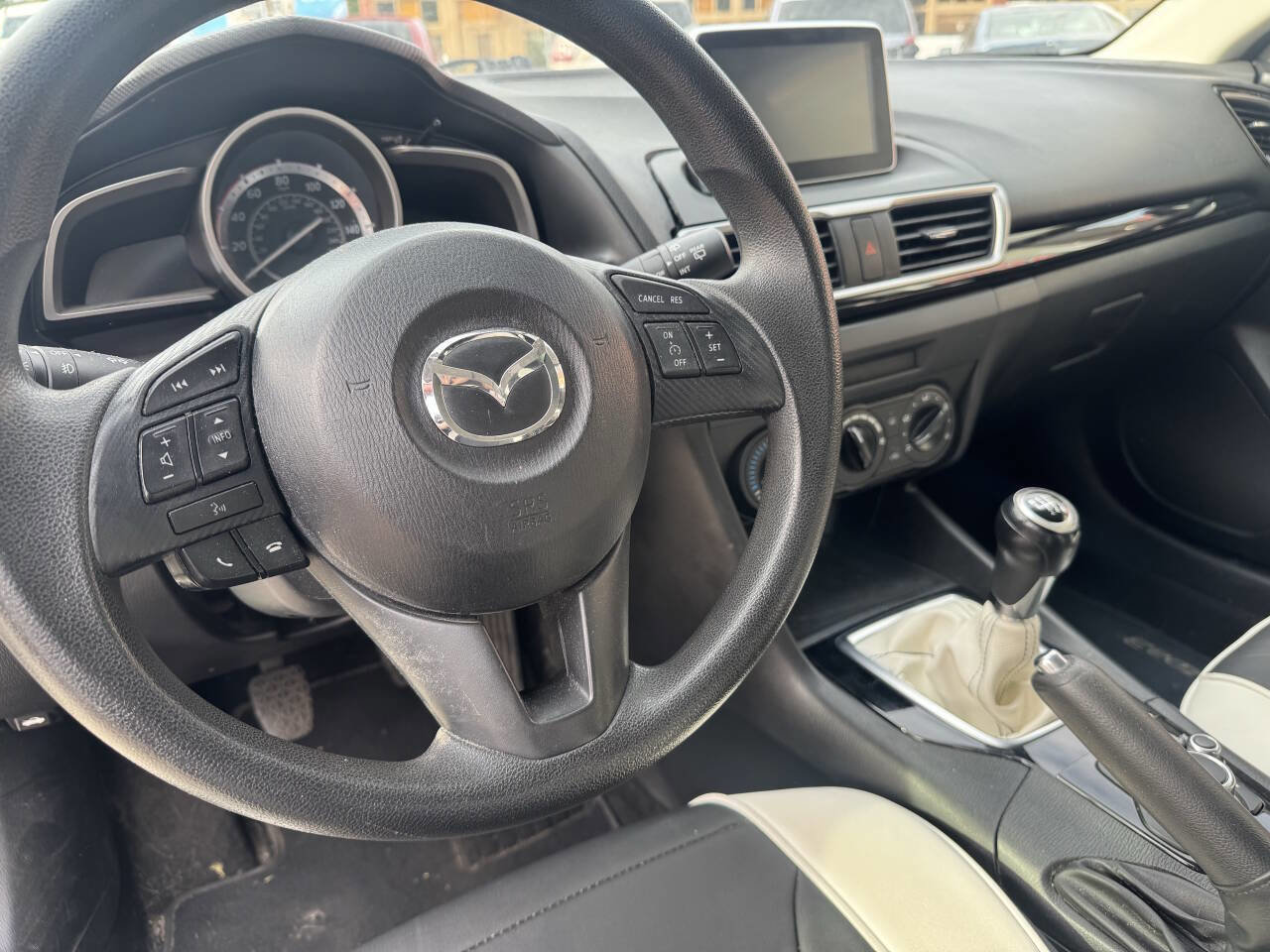 Used 2015 MAZDA MAZDA3 i Sport FWD image 13