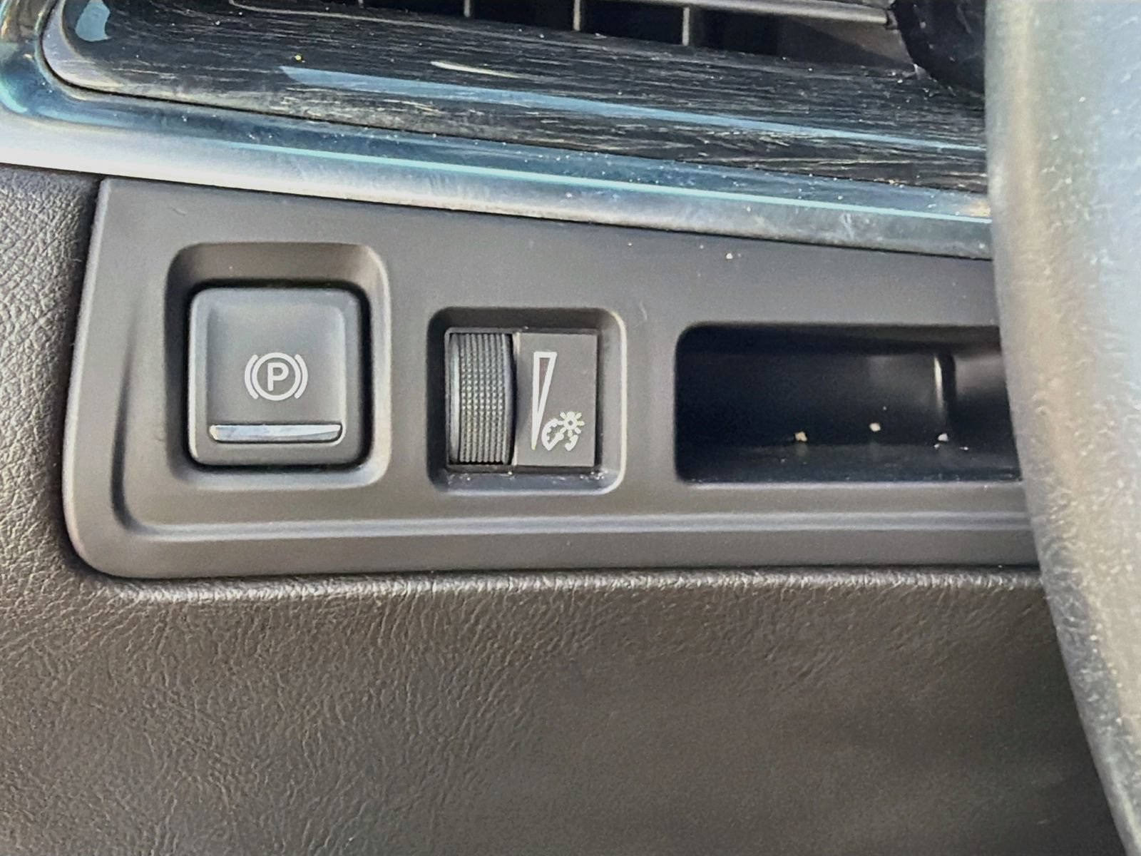 Used 2021 Cadillac XT5 Premium Luxury FWD image 35